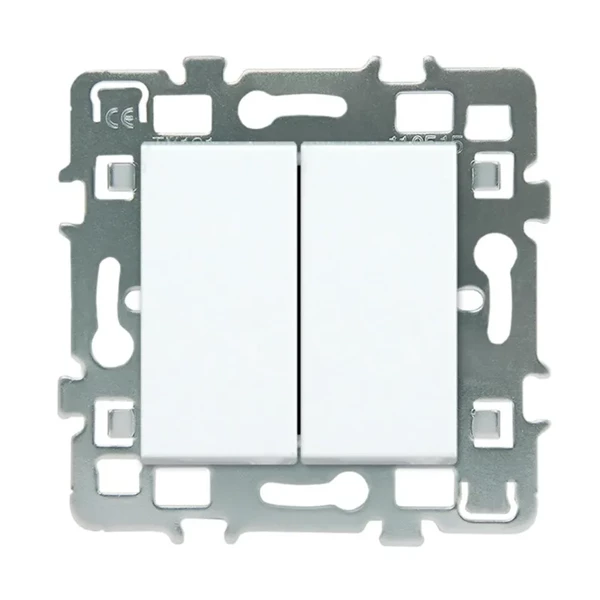 Debflex Interrupteur à Encastrer Bouton Poussoir Double Cache Support Métal 48 X 48 X 41 Mm ABS - Blanc 3 Debflex Interrupteur à Encastrer Bouton Poussoir Double Cache Support Métal 48 X 48 X 41 Mm ABS - Blanc