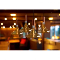 Ampoule Led à Culot E27 Ampoule ToLEDo Lifestyle T180 4W 250lm E27 - Sylvania - 820 Bougie 8 Ampoule Led à Culot E27 Ampoule ToLEDo Lifestyle T180 4W 250lm E27 - Sylvania - 820 Bougie -Électricité importe boutique mise en situation ampoule 2